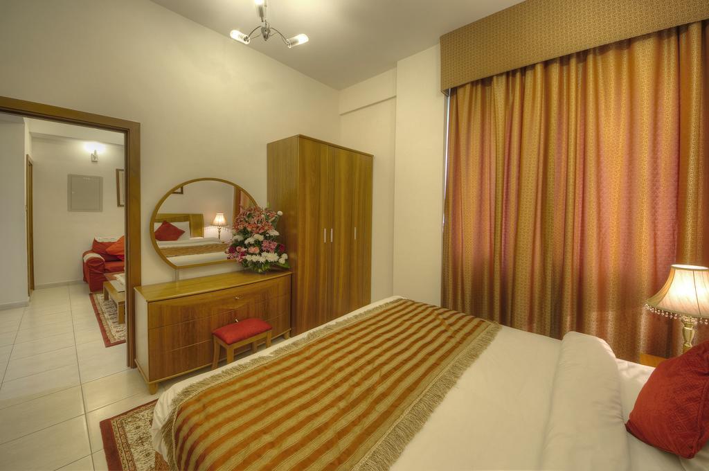 La Villa Najd Hotel Apartments Дубай Экстерьер фото